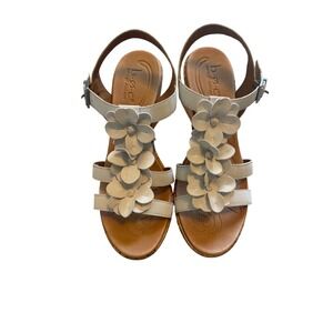 b.o.c. White Floral Wedge Cork Platforms Size 9M Gently Used Boho Cute!